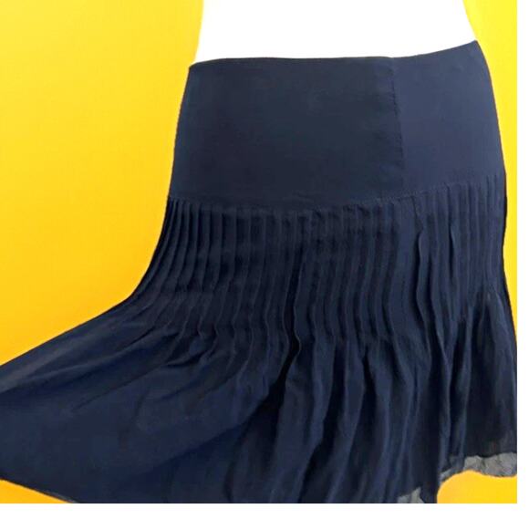 VTG Silk Pleated Mini Skirt 6 Navy Blue Ruffles Luxury Designer RARE Made In USA - Picture 3 of 14